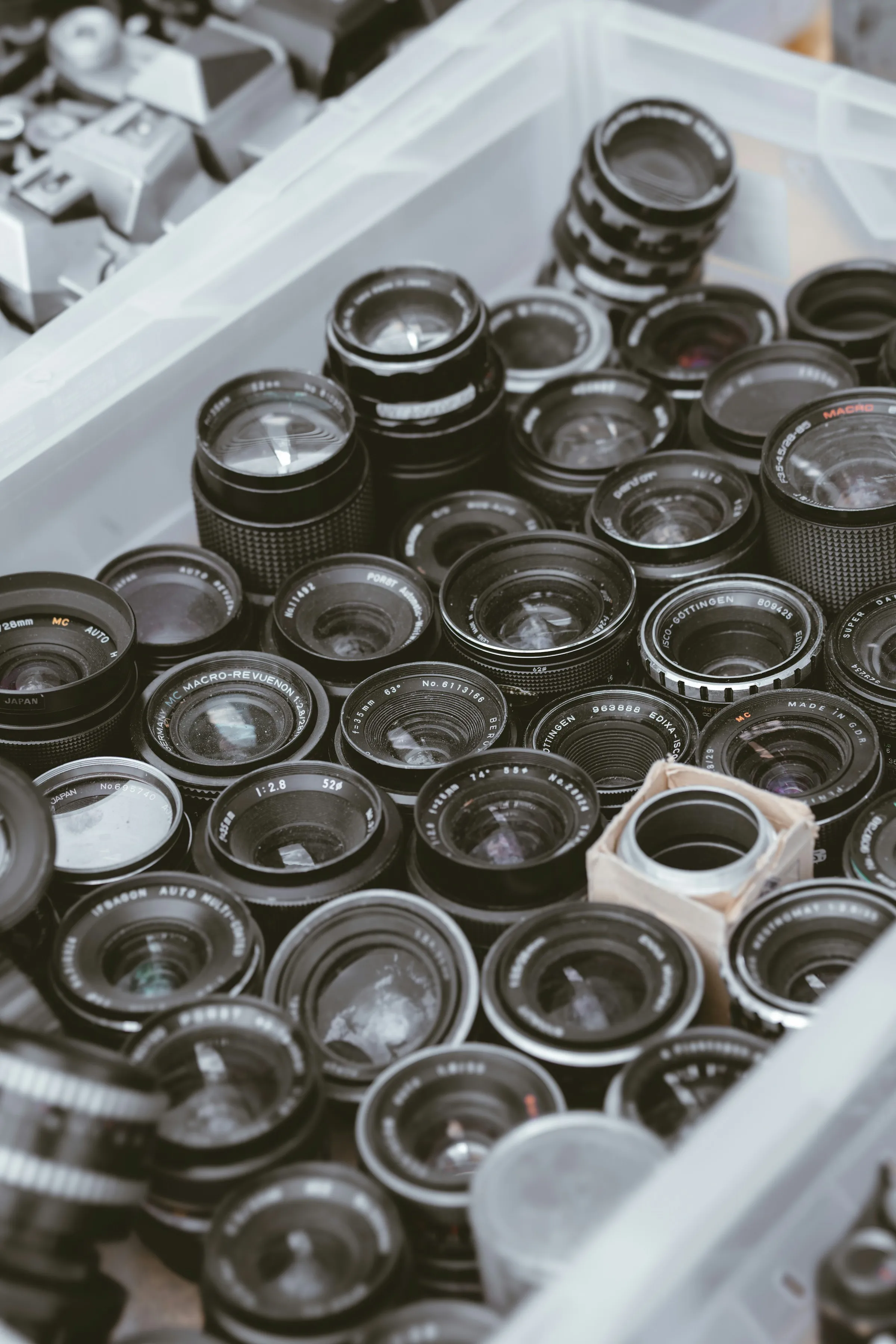 Bak vol verschillende cameralenzen